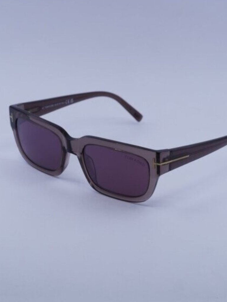 Tom Ford Ft1075 45u Ezra Sunglasses Brown Rectangle Frame, Bordeaux Lenses